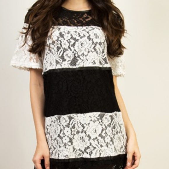 TAYLOR black and ivory lace, short sleeve fitted dress size 6 - Picture 1 of 8